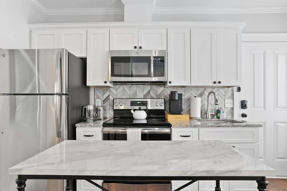 We have coffee bar, tea kettle, tea pot, blender and much more for our guests. 
We provide complimentary starter Keurig pods, tea bags, sugar and creamer. 