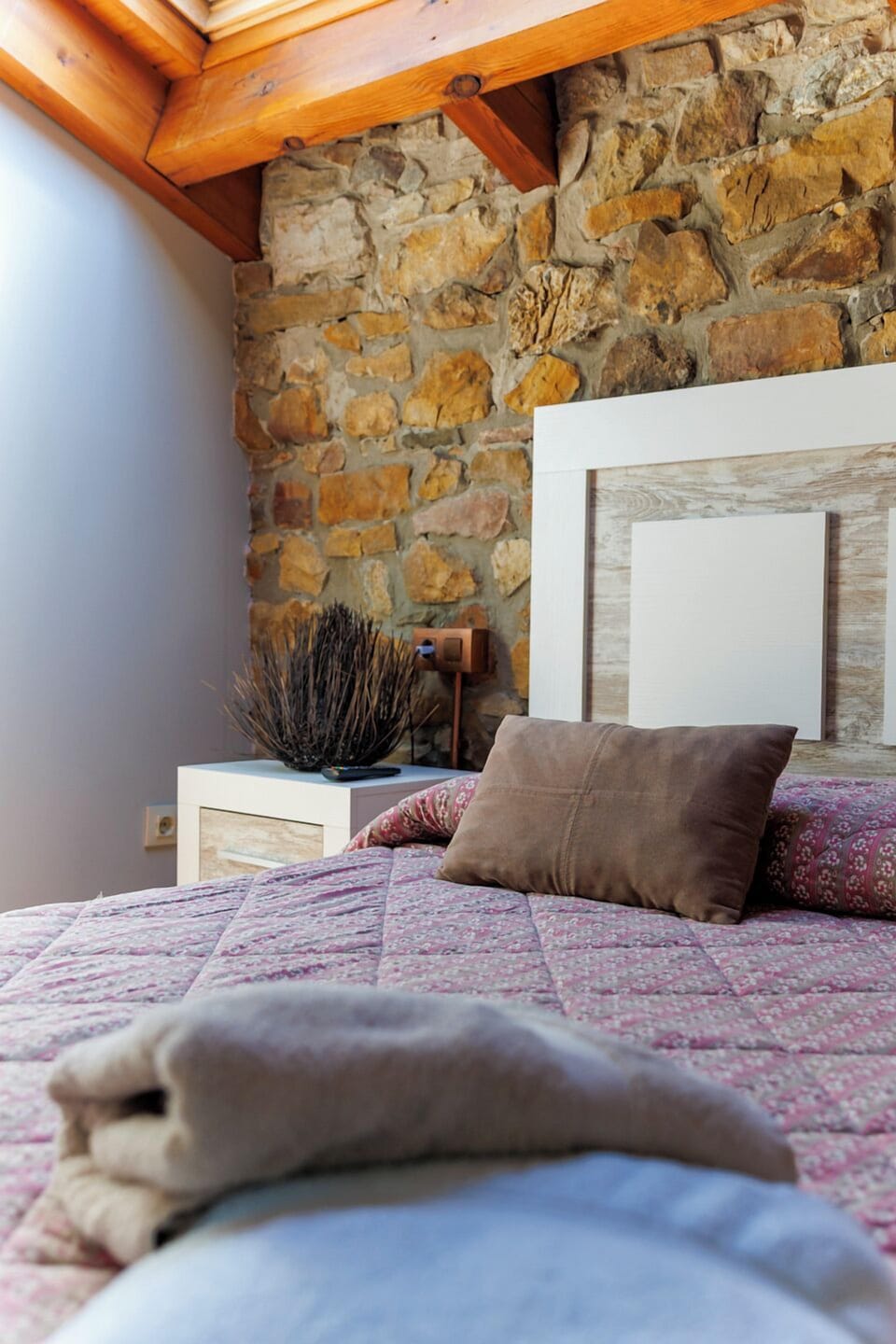 House, Balcony, Mountain View | Premium bedding, down comforters, desk, laptop workspace