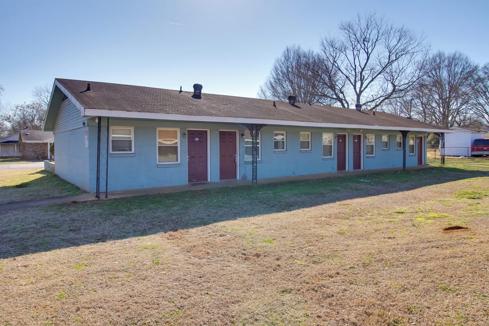Building Exterior - Unit 42