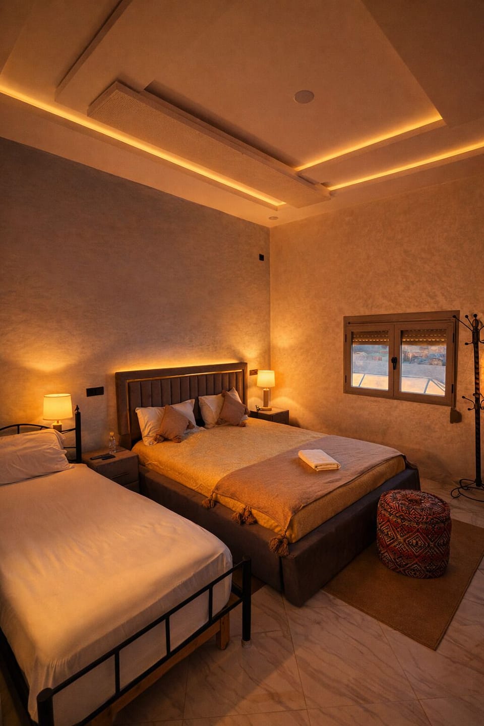 Comfort Triple Room, Desert View | WiFi (free)
