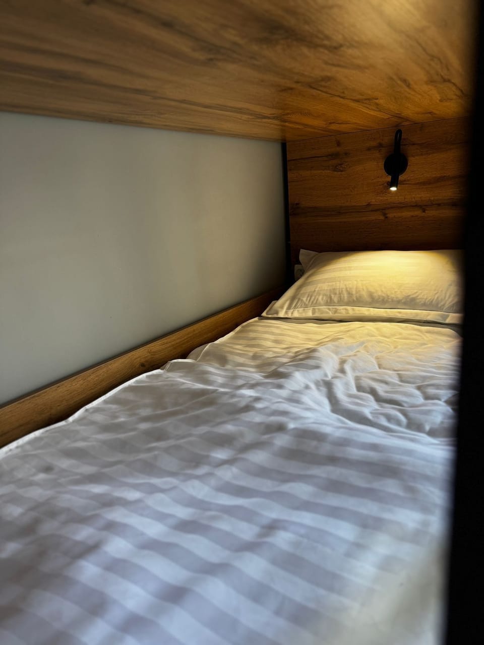 Soundproofing, free WiFi
