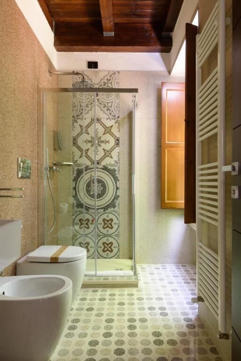 Shower, free toiletries, hair dryer, slippers