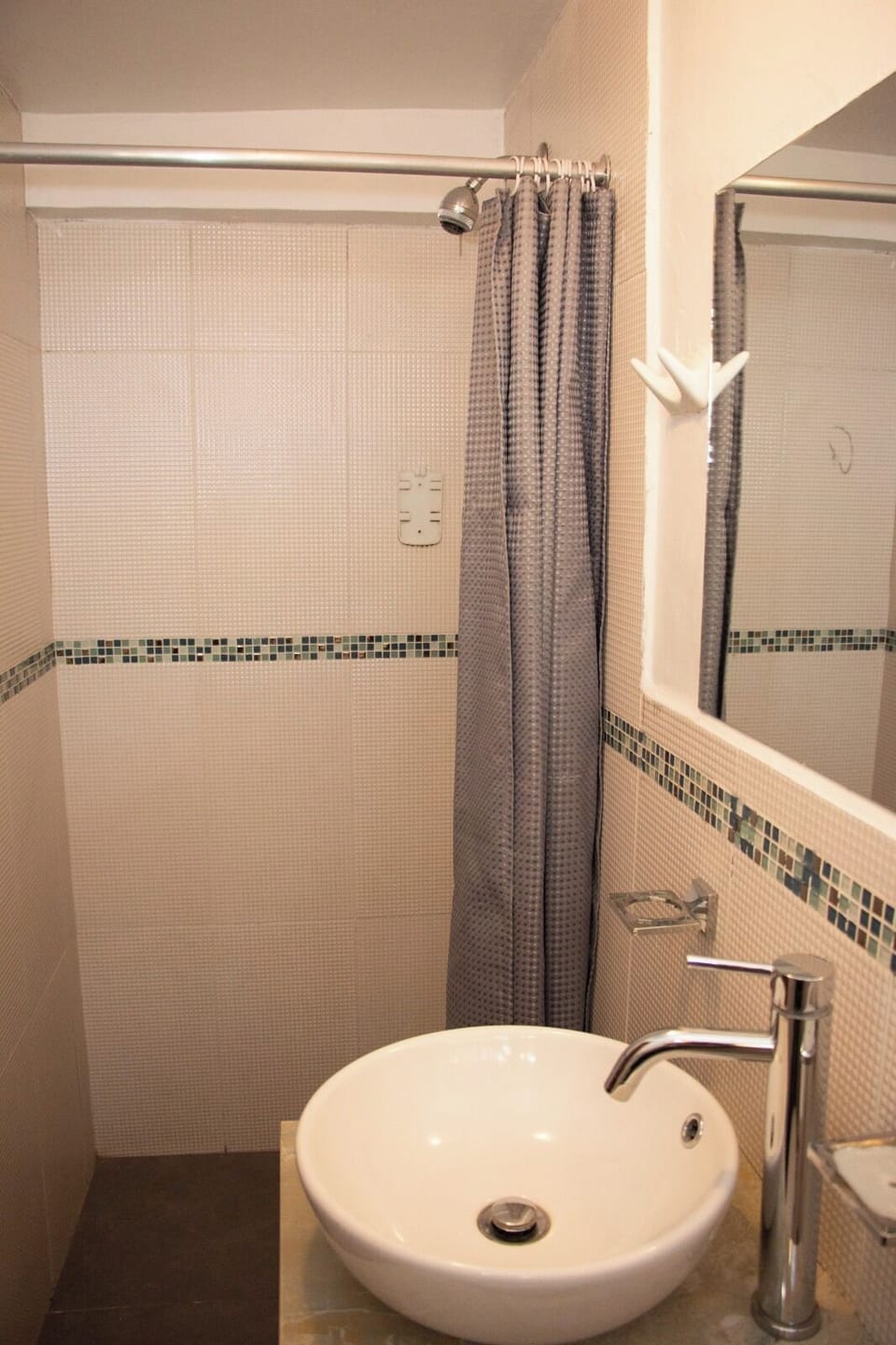Shower, towels, soap, shampoo