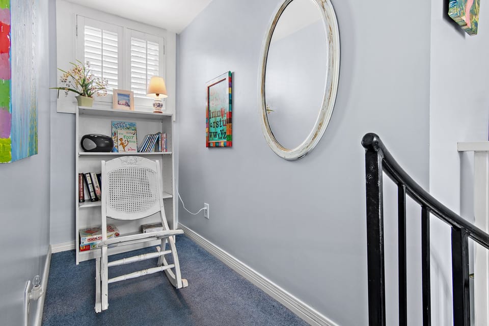 Guest bedroom