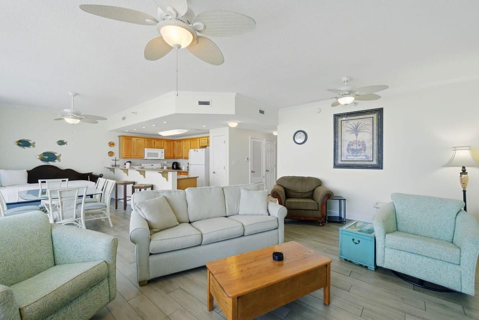 Condo, Multiple Beds (Sanibel 1204) | Living area