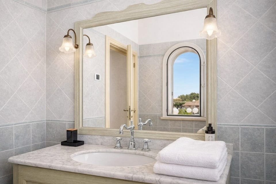 Standard Triple Room | Bathroom