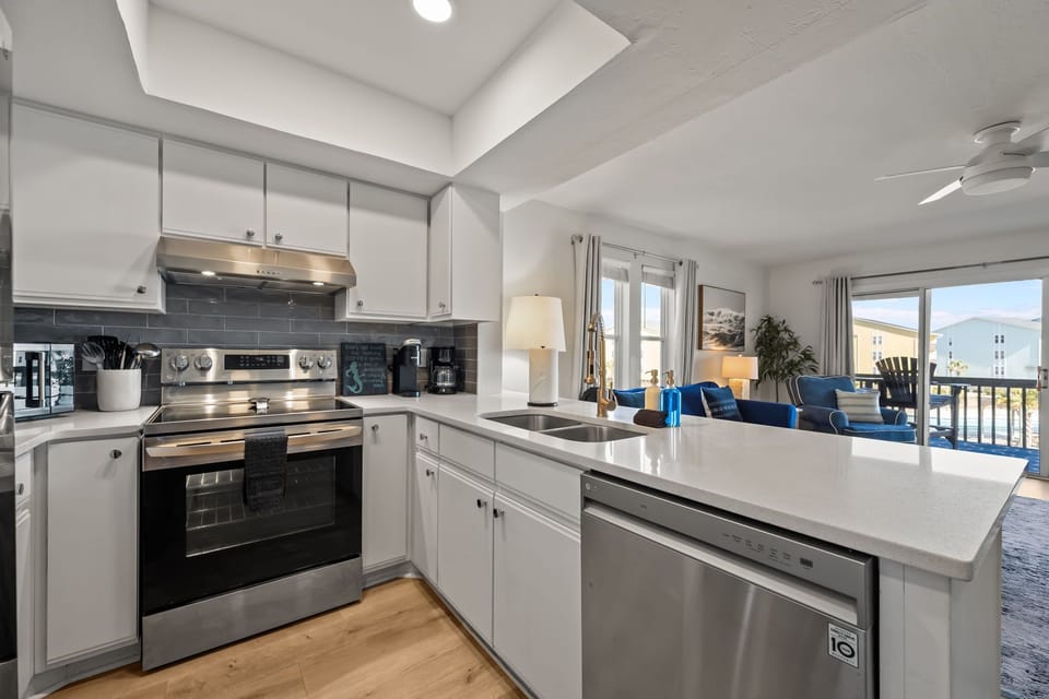 Fully equipped kitchen