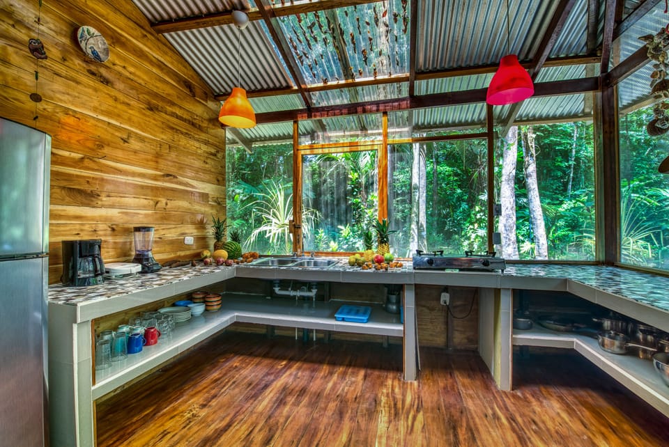 Sweet Dream House | Private kitchen | Coffee/tea maker, full-size fridge, stovetop, blender