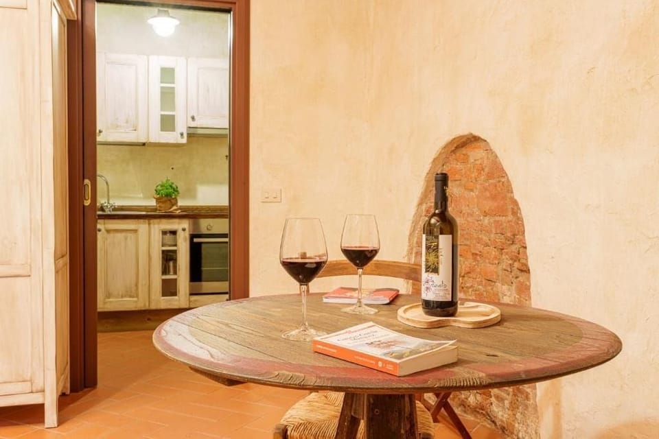 Standard Apartment, Patio | Dining