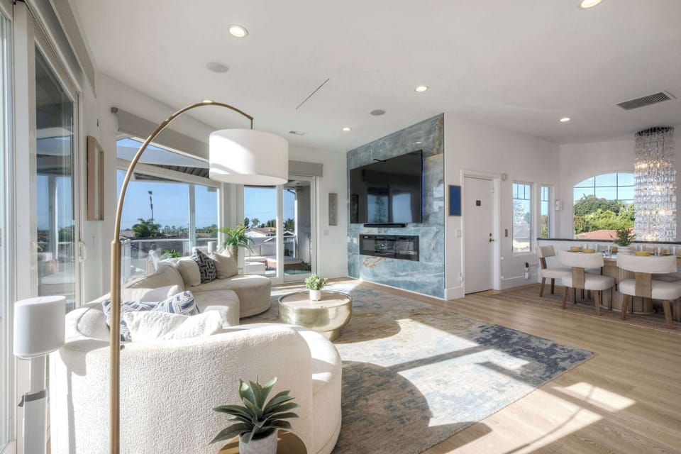 Where coastal luxury meets laid-back living - Welcome to Aqua Vista Carlsbad