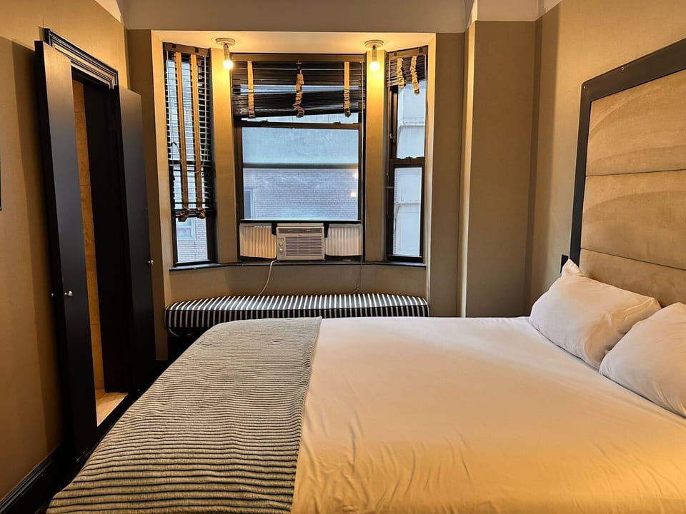 Comfort Studio, City View