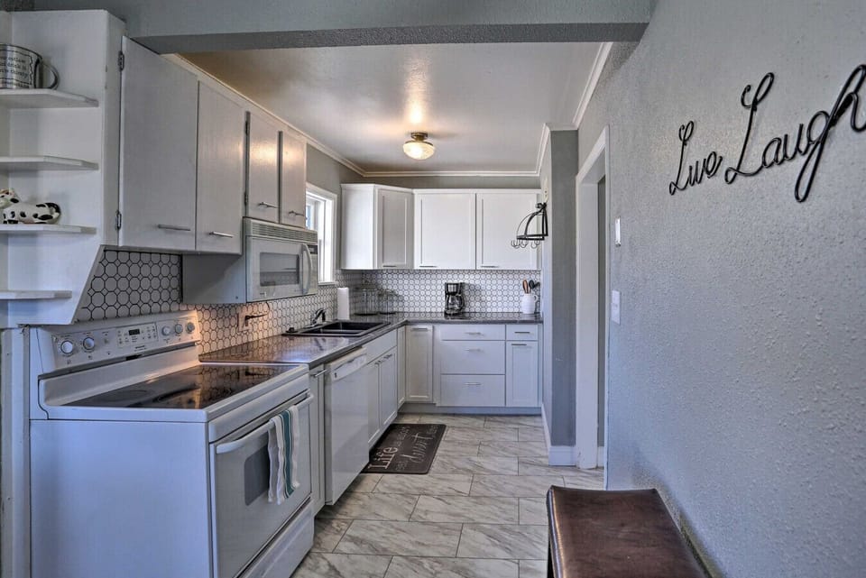 Kitchen | Coffee Maker | Dishwasher & Counter Space