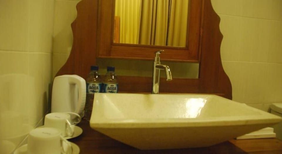 Superior Double | Bathroom sink