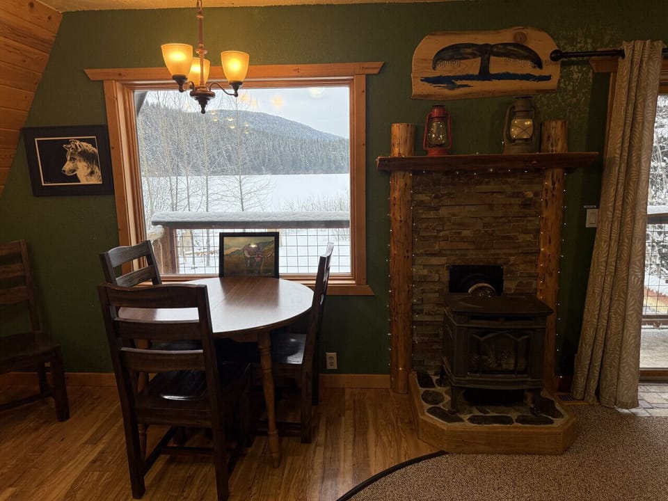 Upstairs Living Area