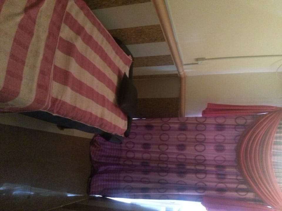 Facials, massage/treatment rooms