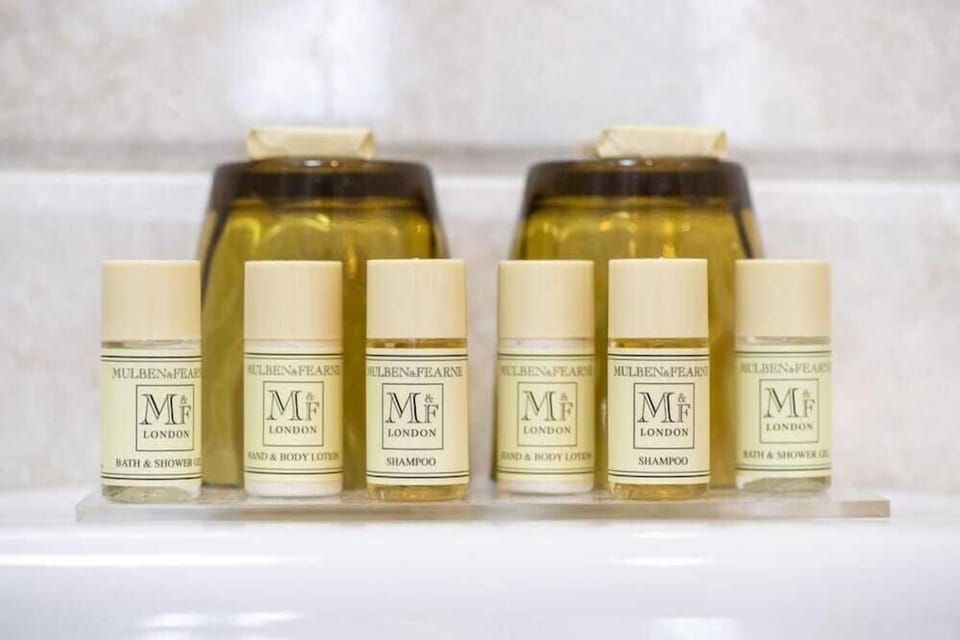 Bathroom amenities