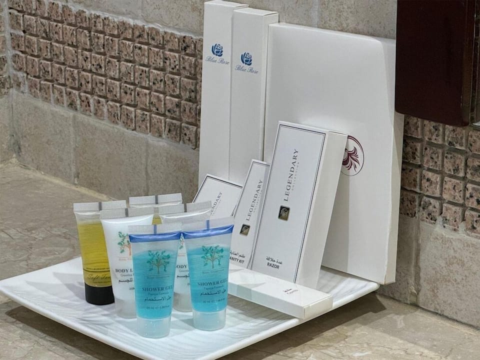 Bathroom amenities