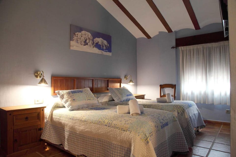 Blackout drapes, free cribs/infant beds, rollaway beds, free WiFi