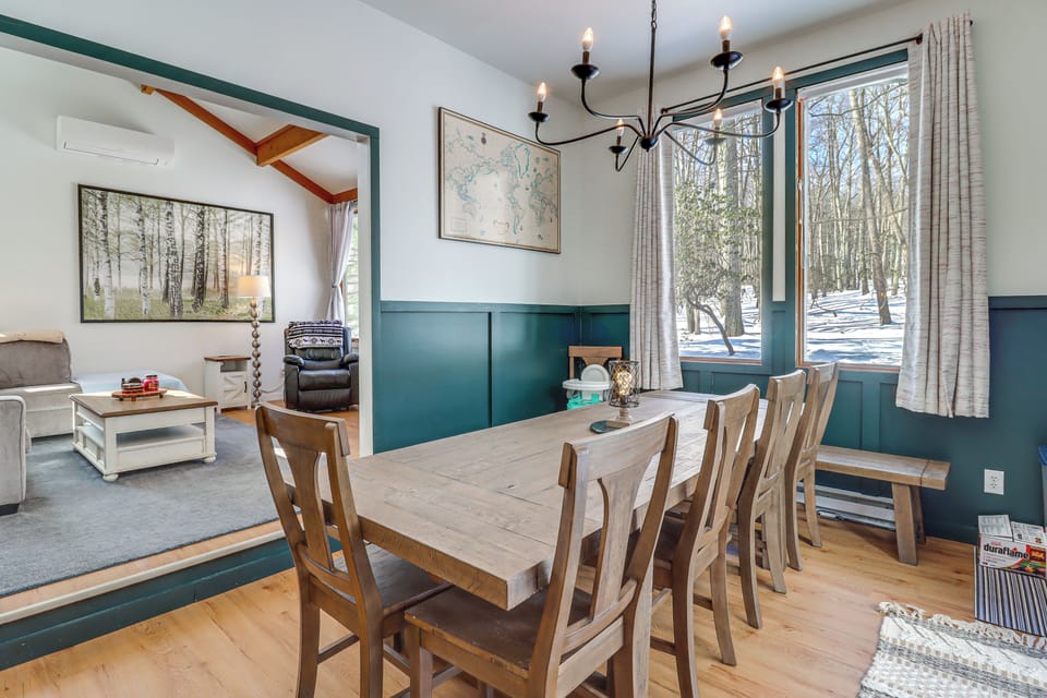 Dining Area | Main Level