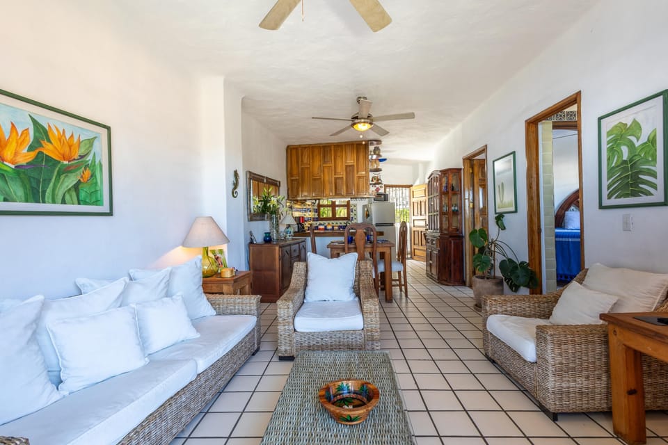 Condo - Image 7
