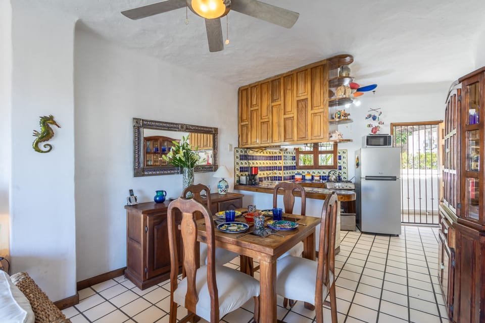 Condo - Image 13