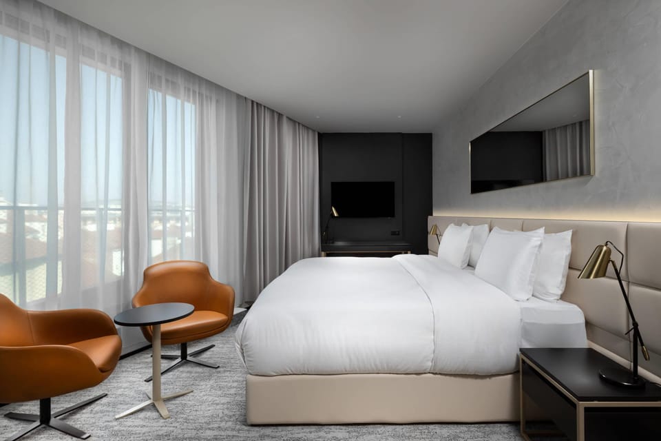 In-room safe, desk, blackout drapes, soundproofing