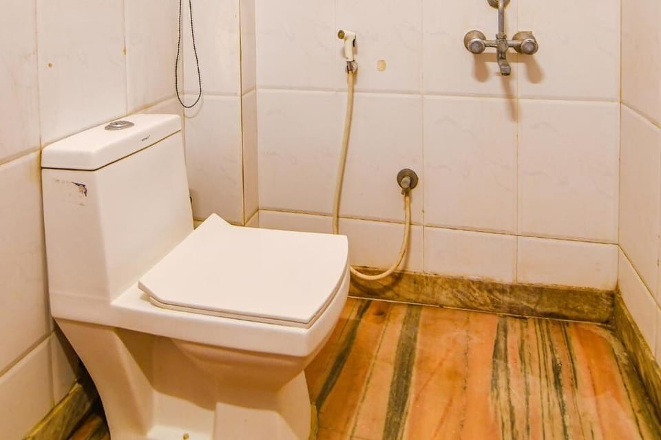 Shower, soap, shampoo