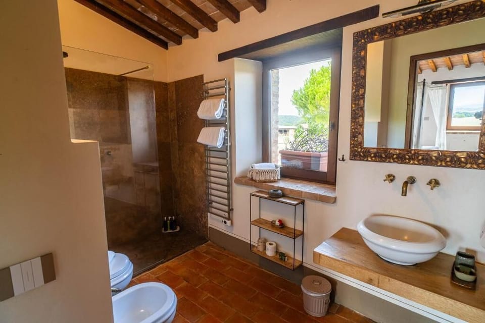 Double Room, Hill View | Bathroom | Free toiletries, hair dryer, slippers, bidet