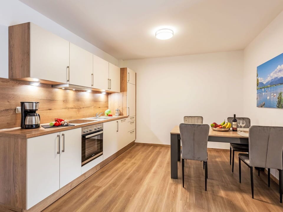 Wood, Interior Design, Wood Flooring, Flooring, Floor, Laminate Flooring, Ceiling, Furniture, Apartment, Room