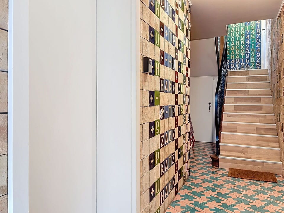 Wall, Flooring, Interior Design, Floor, Tile, Wood Stain, Wallpaper, Mosaic