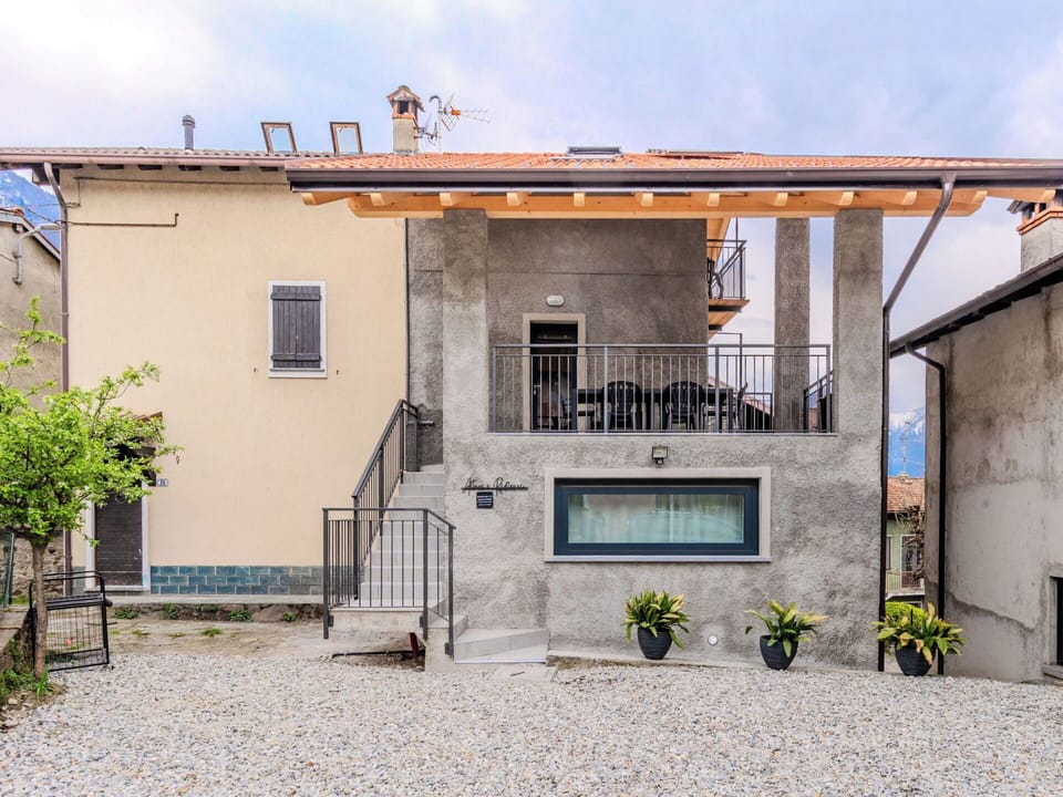 Wall, Home, House, Facade, Door, Residential Area, Cottage, Balcony, Concrete, Stairs