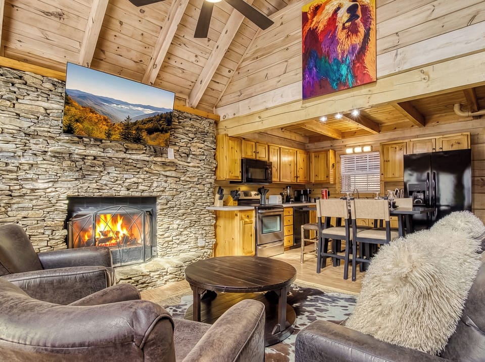 Smoky Mountain Cabin "Ole Red" - Living room, dining area, and fully furnished kitchen