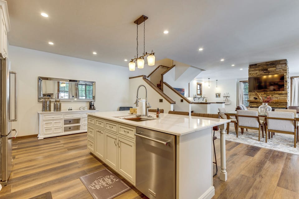 House (3 Bedrooms) | Interior