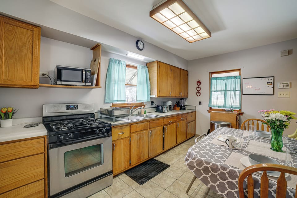 House (4 Bedrooms) | Interior