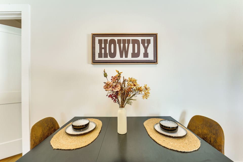 House (2 Bedrooms) | Interior
