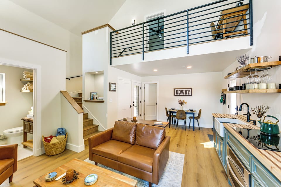 House (2 Bedrooms) | Interior