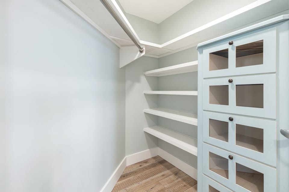 Condo, 3 Bedrooms | Interior