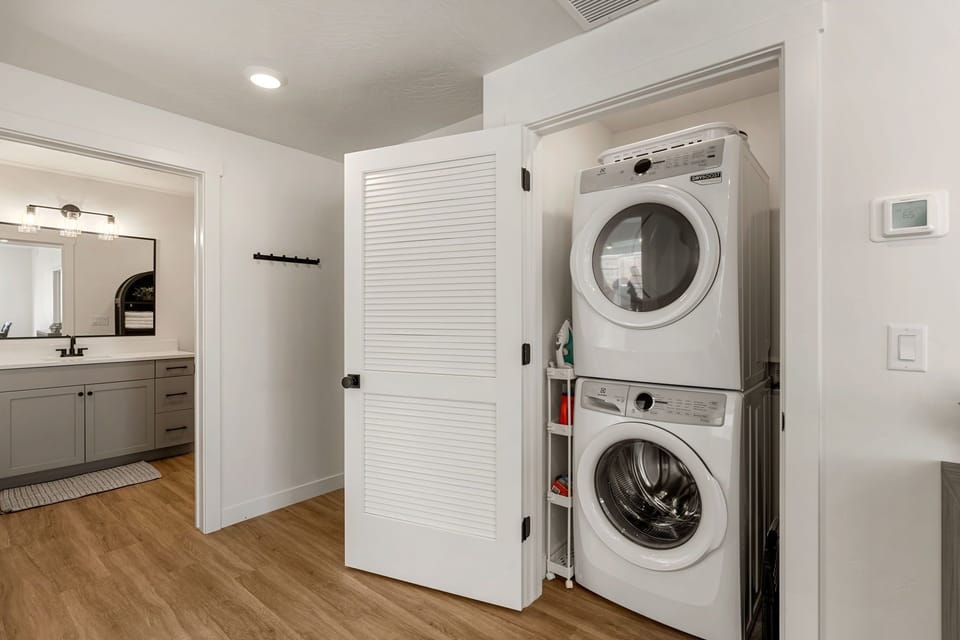 Ohana Nest 2 Bedroom Condo Apartment in Washington