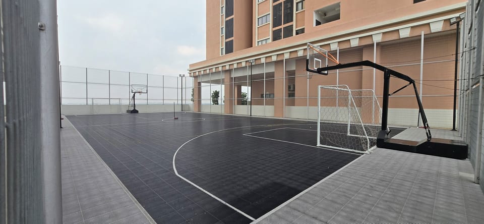 Sport court