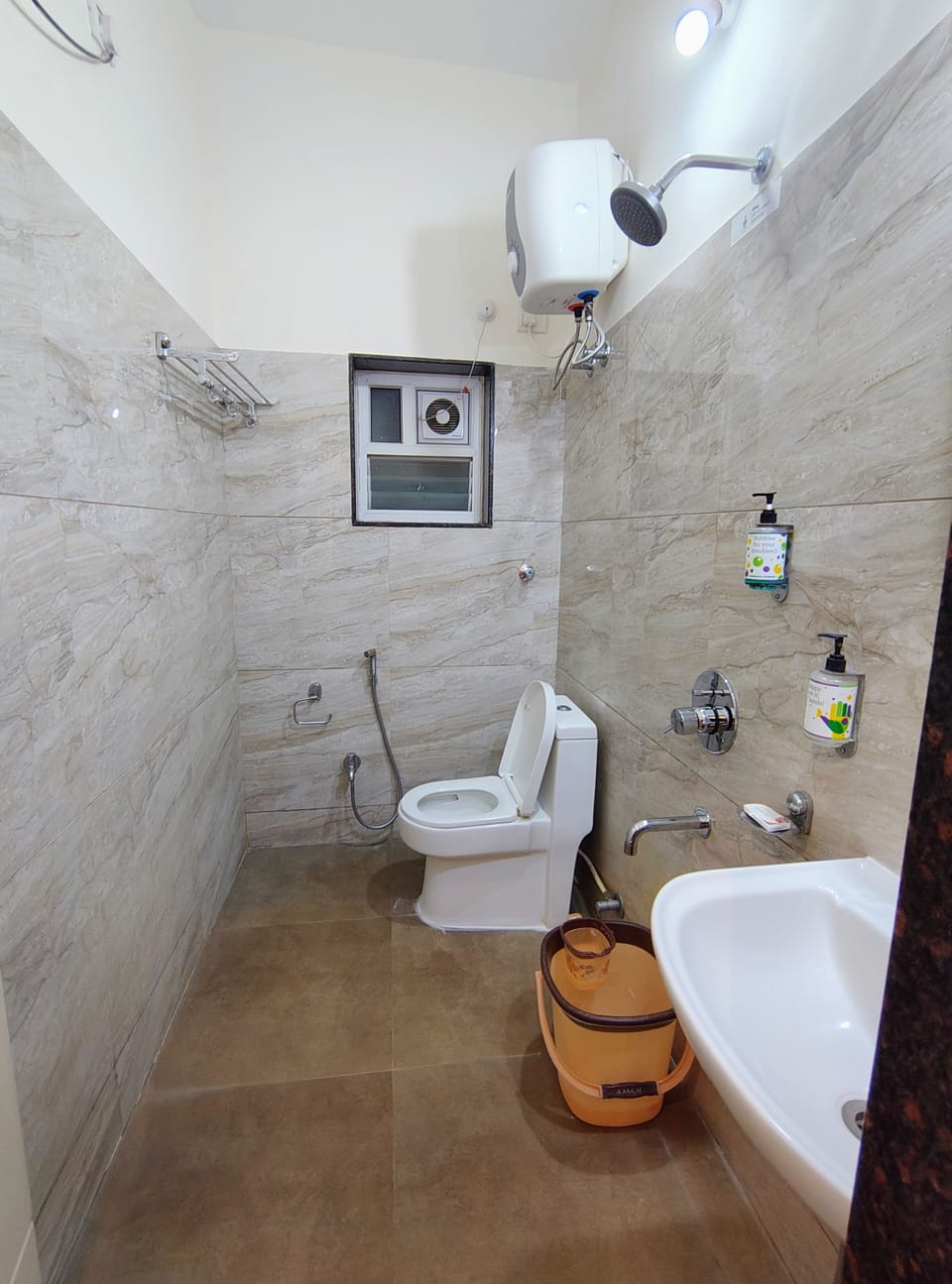 Shower, towels, soap, shampoo