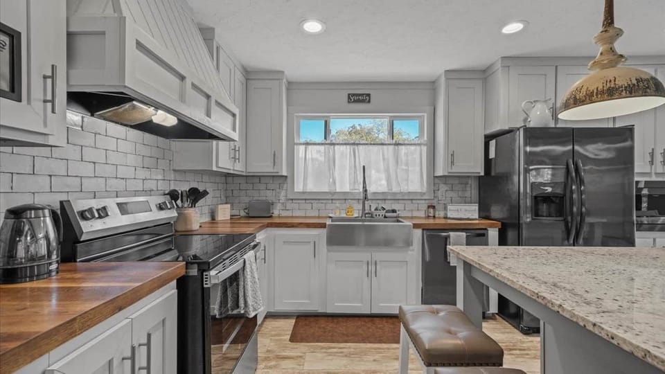 Fully stocked kitchen