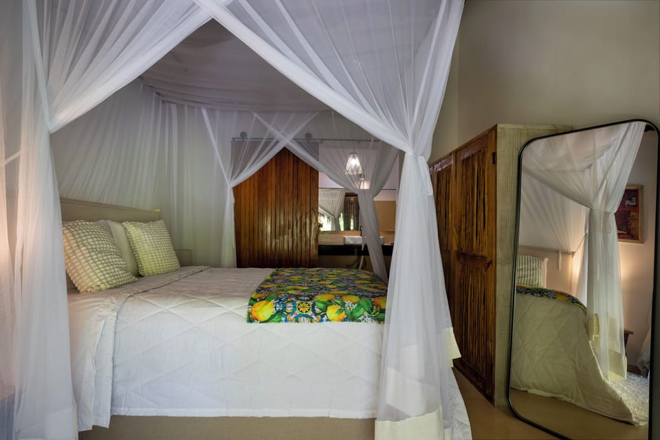 Deluxe House, Lanai, Garden View | Premium bedding, Select Comfort beds, in-room safe, desk