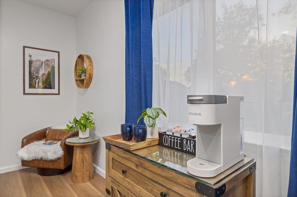 Mini Coffee Bar is available in the master bedroom so you don't have to go downstairs to the kitchen for your morning coffee. 