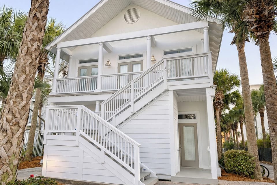 Peace Cottage is located on the 2nd floor!