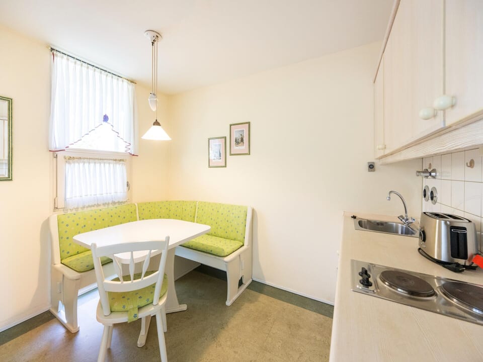 Apartment | Dining