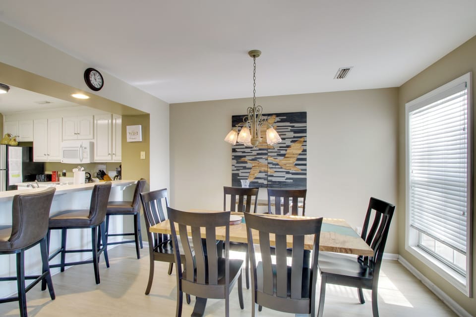 Dining Area | 1st Floor