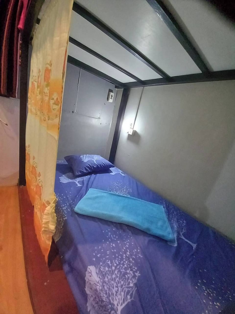 Shared Dormitory | Free WiFi