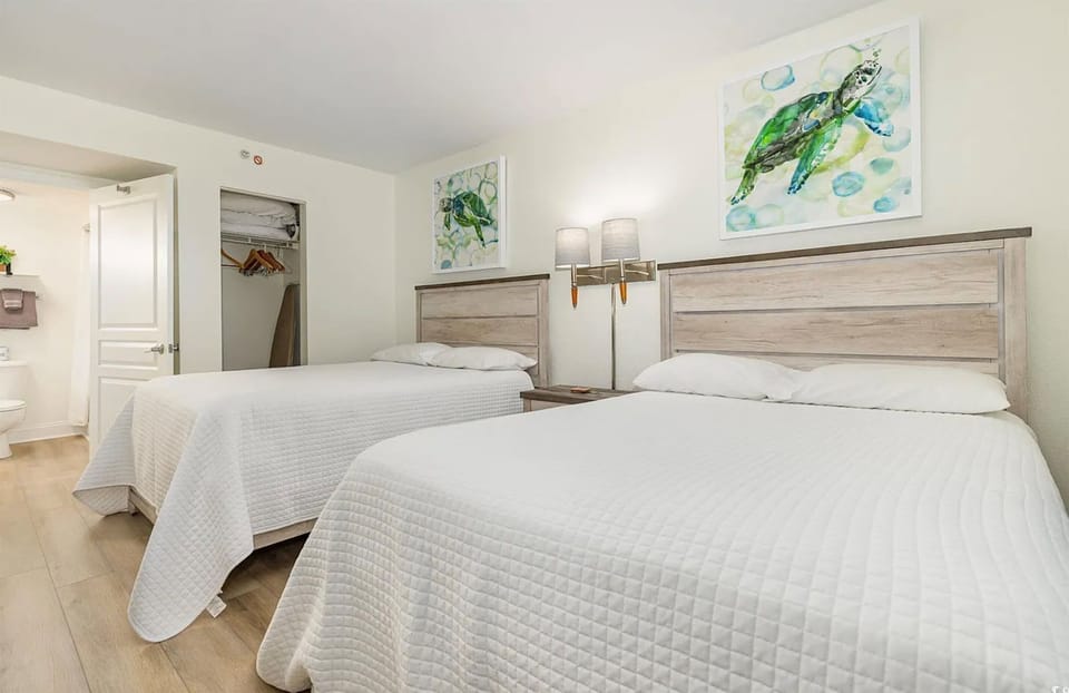 2 Doubles in the spacious 2nd bedroom
