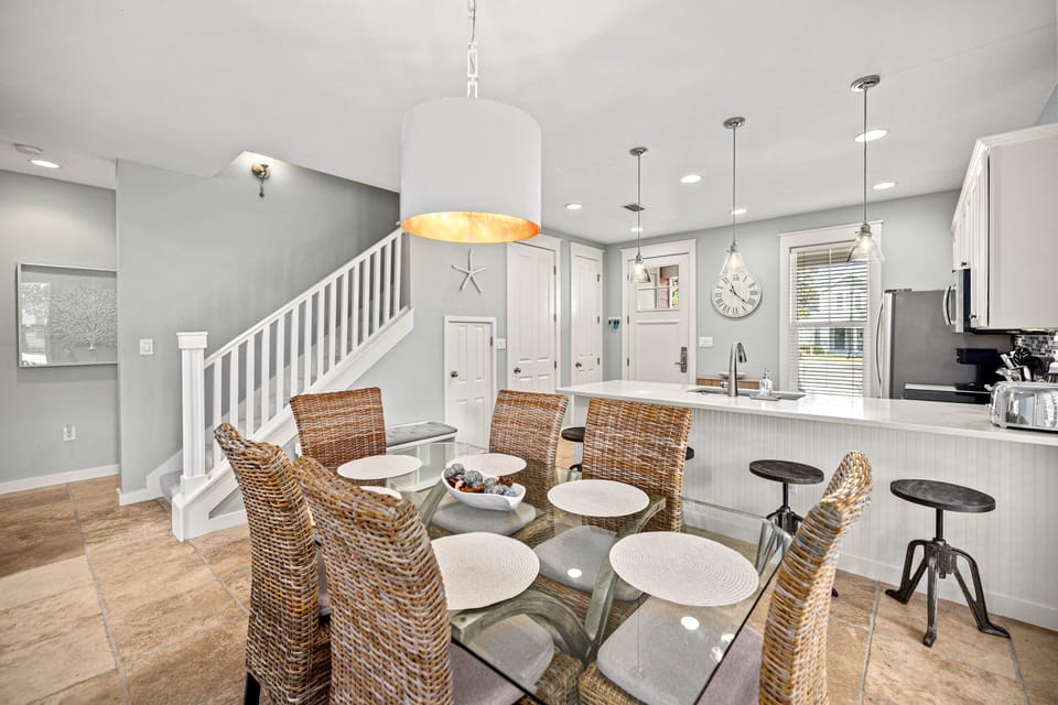 House, 3 Bedrooms | Dining