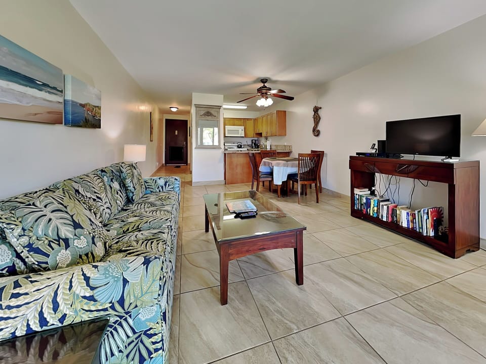 Open Concept Living Room, Kitchen, & Dining Area